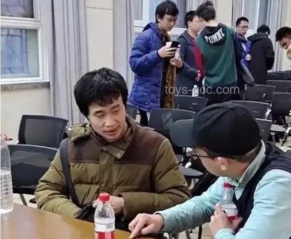 家属详谈韦东奕身体状况，揭秘数学天才的日常保健